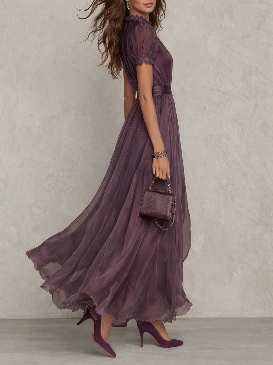 Flavia | Elegante Maxi Jurk in Paarse Chiffon met Cut-Out
